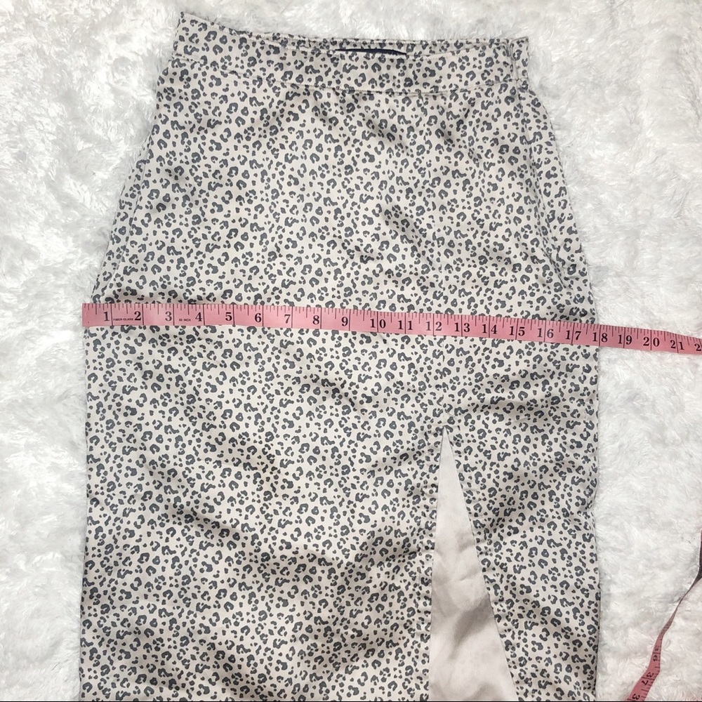 Abercrombie Leopard High Waisted Skirt - Picture 5 of 10